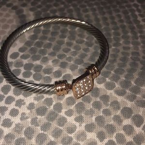 Square thick bracelet